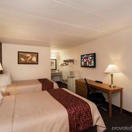 Avid Hotel สแตนตัน ภายนอก รูปภาพ